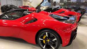 Valor excepcional LIMPIO 2024 F e r a r i R. Descapotable de araña DE LA SF-90 - Product Image 3