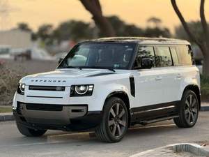 Tout Nouveau Land Rover Defender P525 HSE Turbo 4.0L V8 Essence Sièges en Cuir Toit Panoramique LED R20 Gauche Automatique - Product Image 3