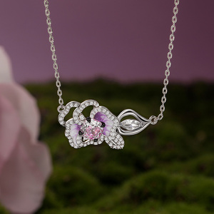 Collier Jeulia Midsummer Night Pansy Love Flower - Chaîne en acier inoxydable plaqué or avec diamant et perle - Product Image 4