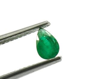 Gema de Esmeralda Verde Natural, Corte Pera, 5.5x4mm, Facetada, 0.36 Quilates, Certificada por Terceros, Suministros para Joyería - Product Image 1