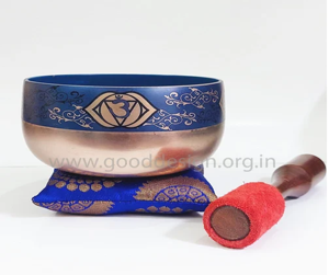 Bol universel fait à la main pour bol chantant de guérison sonore avec percuteur en bois pour les thérapies de guérison sonore de yoga de méditation à bas prix - Product Image 1