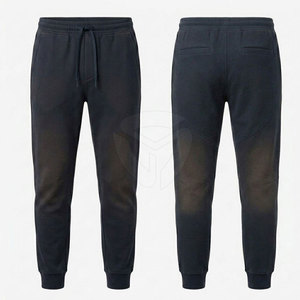 Pantalones deportivos para hombre, ligeros, de tela transpirable, perfectos para el gimnasio, correr y uso diario informal y cómodo. - Product Image 4