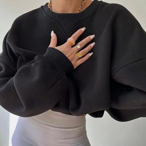 Sweat-shirt oversize pour femme 100% coton Tissu brossé doux Coupe décontractée confortable Streetwear Logo avant Tendance inspirée Vêtements décontractés - Product Image 6