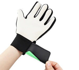 Guantes de Portero de Fútbol Profesionales para Exteriores, Transpirables, Impermeables, de Cuero Negro de Alta Calidad, Diseño Ajustable Antideslizante, Rojo - Product Image 4