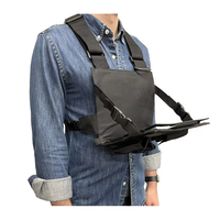 Harnais de poitrine portable OEM pour tablettes iPad, avec poignée de transport, pour une utilisation sécurisée en marchant, en PVC, modèle ComeOn CMS006