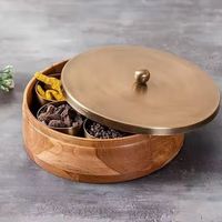 Boîte à épices en bois d'acacia tendance Conteneur Boîte à épices Masala Boîte de support pour épices avec couvercle en métal par NS CREATIVE CRAFTS