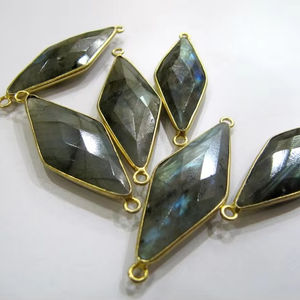 Labradorita natural Marquesa forma elegante tamaño 14x34mm corte láser Briolette facetado doble bucle bisel conectores encantos - Product Image 1