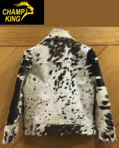 Veste en fausse fourrure de style vintage de haute qualité à imprimé vache avec boutons, fabriquée par la marque Champ King - Product Image 6