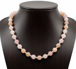 Collar Unisex de Moda Geométrica de 18 Pulgadas, Plata 925 y Oro, Diseño Anudado a Mano con Cuentas de Morganita y Cierre de Piedra Natural - Product Image 1