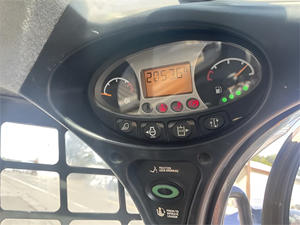 Chargeuse compacte BOBCATT T770 multifonctionnelle et abordable, classée parmi les meilleures, prête à être expédiée dans le monde entier - Product Image 5