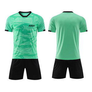 Service OEM Tenues d'entraînement Ensembles de maillots de football - Nouveau design 100% polyester Séchage rapide et respirant Haute qualité Hommes Prix bas - Product Image 1