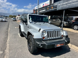 รถจี๊ปแรงเลอร์ ปี 2007 รุ่น 3.8 ซาฮาร่า 2 ประตู เกียร์ออโต้ พวงมาลัยขวา คุณภาพดี ราคาประหยัด มือสอง - Product Image 3