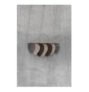 Nouvelle décoration murale en macramé en corde de coton tissée à la main, en forme de feuille, de couleur marron, orange et blanc, parfaite pour une décoration intérieure élégante - Product Image 3