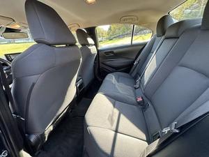 Toyota Corolla L FWD Turbo 2022, faible kilométrage, jantes R21, toit ouvrant panoramique, sièges en cuir de luxe, prêt pour l'expédition - Product Image 6