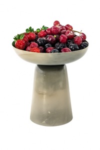 Bandeja DE SERVICIO DE METAL decorativa perfecta para chocolates, diseñada para mezclar sofisticación con función para un servicio elegante - Product Image 2