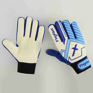 ถุงมือผู้รักษาประตูเด็ก หนังคุณภาพสูง น้ำหนักเบา กันลื่น พร้อมโลโก้สั่งทำ แบรนด์ส่วนตัว สำหรับกีฬาเด็ก - Product Image 6