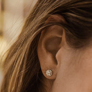 Exquisitos Pendientes de Botón con Racimo de Diamantes de 0.55 Quilates, Corte Baguette y Redondo, en Oro de 14k, para Hombre y Mujer, Diseño de Diseñador - Product Image 4