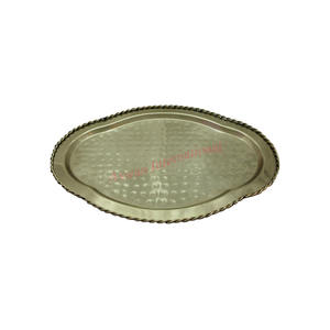Forma ovalada hecha en la India Bandeja DE SERVICIO DE METAL martillado de alta calidad con borde de ilustraciones de cuerda Vajilla personalizable y artículos de servicio - Product Image 1