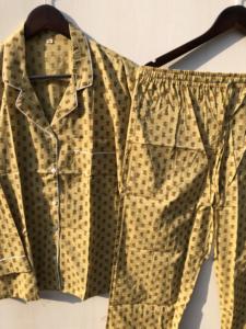 Pyjama indien en coton jaune à motifs floraux, ensemble de nuit, tenue de soirée, pyjama fait main, ensemble imprimé, cadeau pour elle - Product Image 2