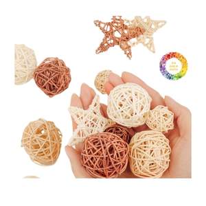 Bolas de ratán tejidas a mano hechas en Vietnam para decoraciones festivas y uso de bricolaje - Product Image 2