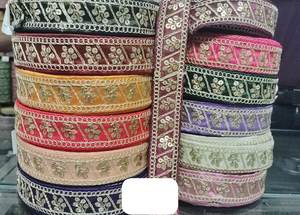 Encaje Bordado Floral Vintage para Vestidos de Novia, Borde Brillante Personalizado, Venta al por Mayor de Alta Calidad para Prendas - Product Image 3