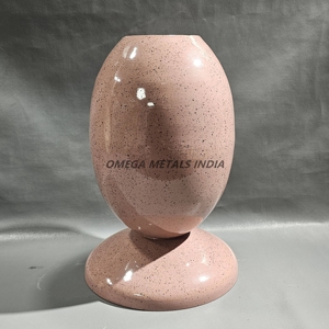 Élégant vase en métal rose moucheté avec forme ovale unique et finition brillante, parfait pour la décoration moderne de la maison ou du bureau - Product Image 4