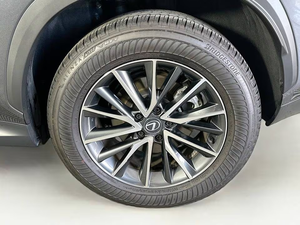 EXTREMADAMENTE LIMPIO Usado 2025 Lexuss NX 250 Premium 4dr SUV 2.5L 4cyl 8A - Product Image 2