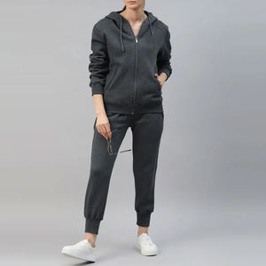 Ensemble de survêtement pour femmes en molleton de coton, logo personnalisé, fabricant OEM, vente en gros en vrac - Product Image 5