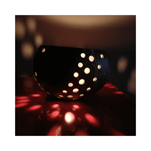 Lámpara artística tallada de cáscara de coco, material: cáscara de coco; uso: decoración de sala de estar; origen: Vietnam hecho a mano - Product Image 1