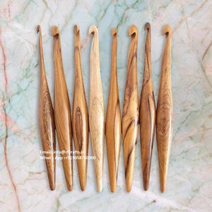 Lightweight Resin <b>Crochet</b> <b>Hooks</b> for Quick Projects - Product Image 4