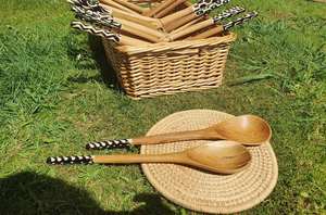 Elegante Juego de Servidores de Ensalada de Madera Hechos a Mano, Diseño Mina, Mango Ecológico, Logotipo Personalizado, Utensilios de Cocina Pulidos para Servir - Product Image 4