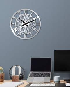 Relojes de pared islámicos de metal con grandes números arábigos y caligrafía detallada perfectos para mezquitas y hogares - Product Image 4