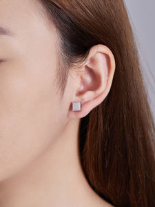 Pendientes de Diamantes con Corte Cojín Cultivados en Laboratorio con Certificación IGI para Mujer, Chapados en Oro Sólido de 14k, Diseño Elegante - Product Image 5