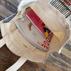 Borsa Tote in Tela Stile Vintage con Motivo Pittorico a Olio su Tutti i Lati e Ampio Volume per Conservare Libri, Souvenir e Regali - Product Image 2