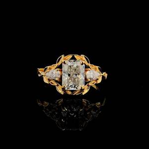 2.40Ct Radiant Cut Moissanite Aniversario Anillo unisex Vintage Oro amarillo Pave Ajuste Trendy 925 Sterling Silver - Product Image 1
