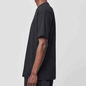 Camiseta de Manga Corta para Hombre, de Algodón y Elastano, con Estampado en Lienzo, Cuello Ajustado con Ribete, Lavada, al por Mayor - Product Image 3