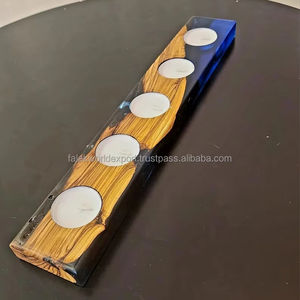 Porte-bougie en bois et époxy élégant Cadeau unique de décoration pour elle pour la pendaison de crémaillère et Noël par FWE - Product Image 2