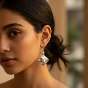 Boucles d'oreilles pendantes en argent 925 avec perle d'eau douce pour femmes, style fleur vintage, bijoux plaqués or pour cadeau de fête - Product Image 3