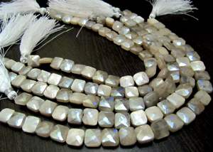 Perles à facettes en pierre de lune de pêche naturelle 7-8mm brin 8 pouces de long argent AB perles de pierre en forme de coussin enduit mystique - Product Image 2