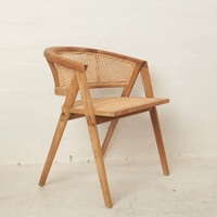 Chaise de salle à manger en bois de bonne qualité avec canne en rotin naturel tissé Style moderne Meubles de maison Design Pieds en bois