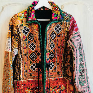 Abrigo acolchado de invierno para mujer con forro, diseño de patchwork, chaqueta corta estampada, abrigo acolchado tipo plumífero - Product Image 1