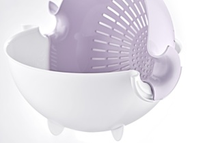 4.5L Multipurpose Strainer with Easy Grip Handles Kitchen Colander Durable Plastic Colander for Washing <b>Pasta</b> Vegetables Fruits - Product Image 3