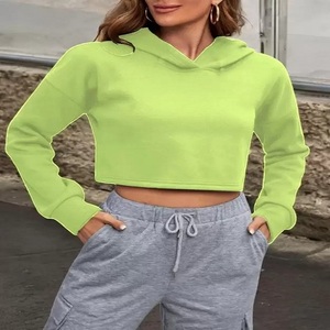 Sudadera con capucha recortada para mujer de calidad superior Estilo corto informal Ajuste perfecto para cualquier ocasión ODM personalizado suministrado para la temporada de invierno - Product Image 2