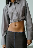 Conception irrégulière femmes col à revers Crop Blouses manches longues boutons décontracté coton court gris ceinturé rayé Crop chemise