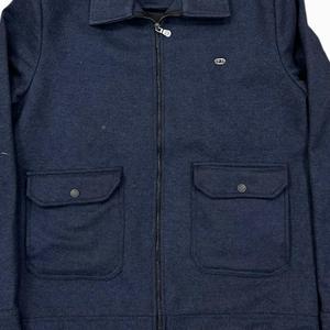 Chaqueta de bombardero Varsity de lana delgada vintage informal para hombre AZUL personalizada del proveedor indio directo, chaqueta de invierno 100% de algodón a prueba de viento - Product Image 4