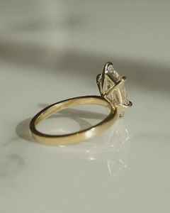 Precioso anillo romántico con diamante de corte hexagonal de 2.02 quilates cultivado en laboratorio para mujer, oro macizo de 14 quilates, regalo de joyería de aniversario para amantes - Product Image 4