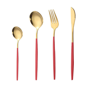 ชุดเครื่องใช้บนโต๊ะอาหารสแตนเลสสีทองมันวาวด้ามจับเคลือบสีขาวเครื่องใช้บนโต๊ะอาหารทองเหลืองราชวงศ์หรูหรา - Product Image 2