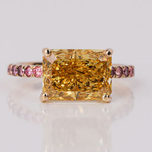 Anillo de compromiso de diamante cultivado en laboratorio de corte radiante amarillo clásico chapado en oro plateado anillo de ajuste de pavé de diamante de corte redondo rosa de moda - Product Image 1
