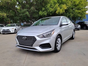 Hyundai Accent SE 2021 usado en venta a bajo precio - Product Image 1