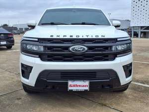 Ford Expedition Limited 4 portes SUV 4x4 2023 d'occasion en excellent état - Product Image 2